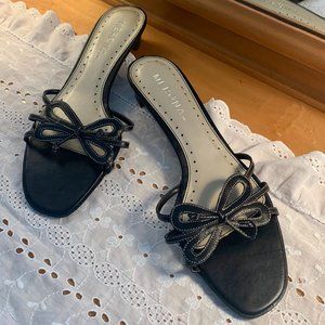 Short Block Heeled Black Leather Slip-On Sandals